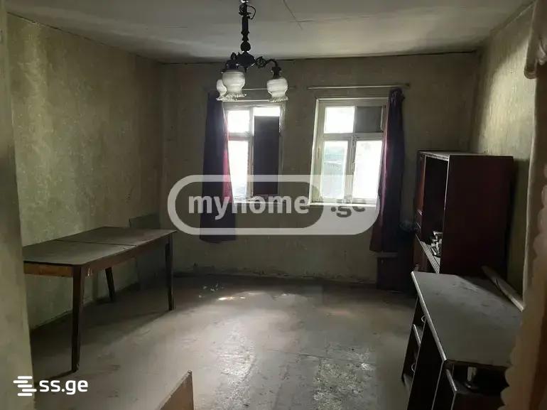 3 Room Private House For Sale view 8