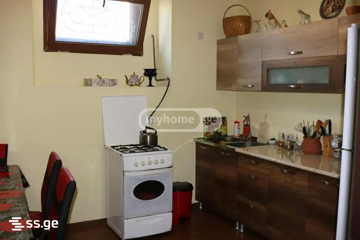 10 Room Hotel For Rent. Sanzona view 3