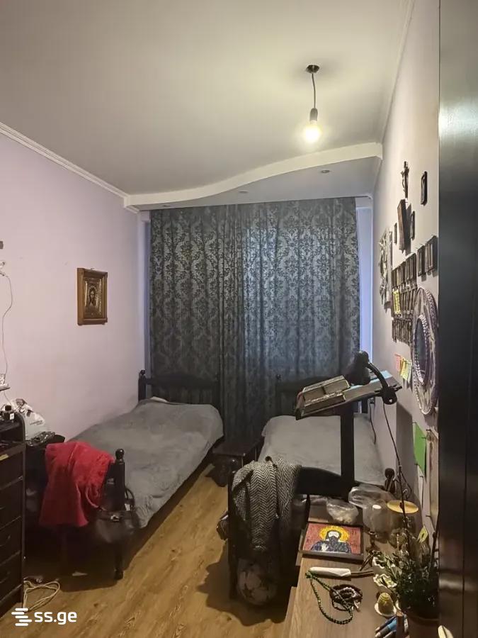 4 Room Flat For Sale view 3