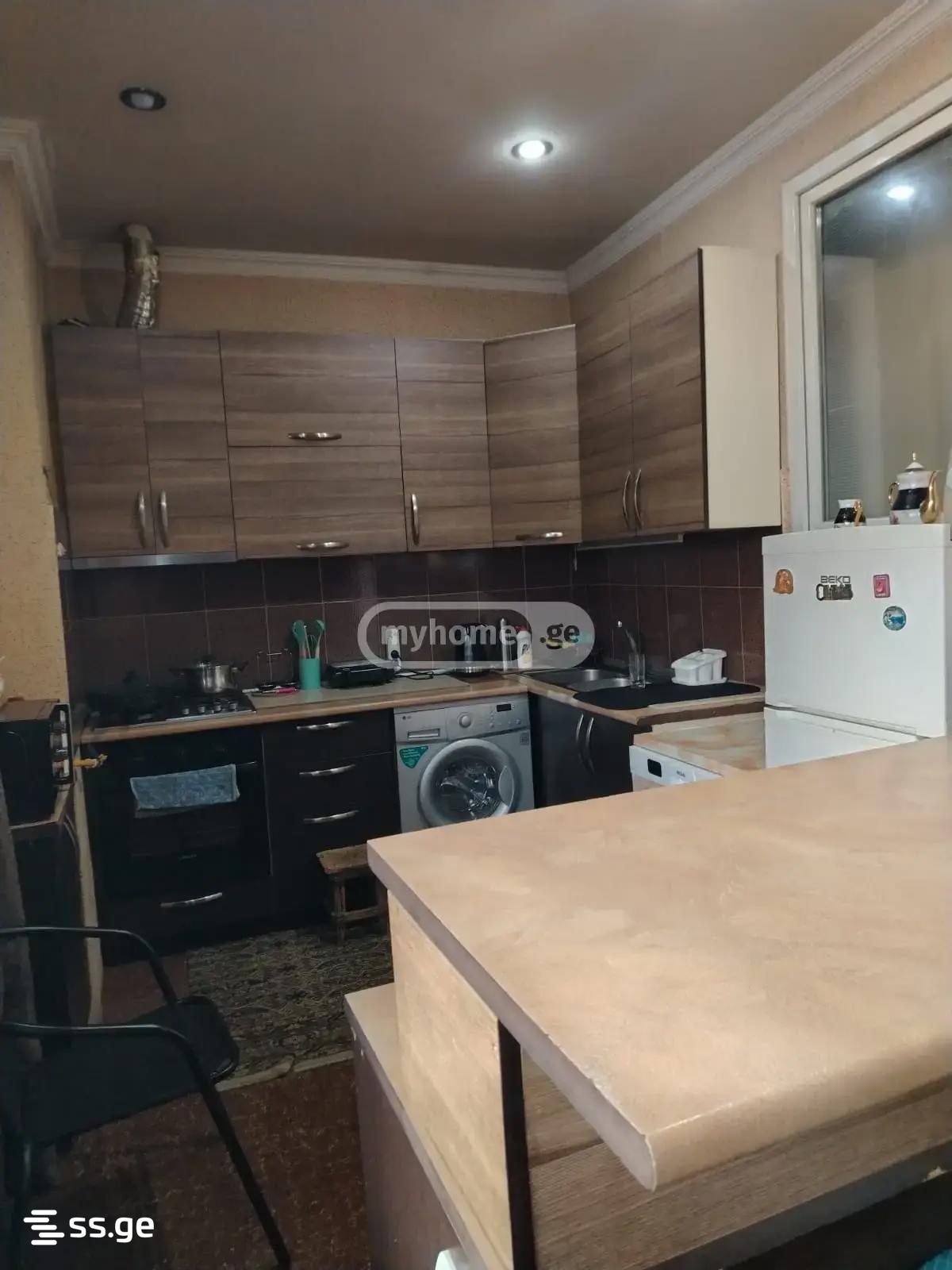 6 Room Flat For Sale view 5