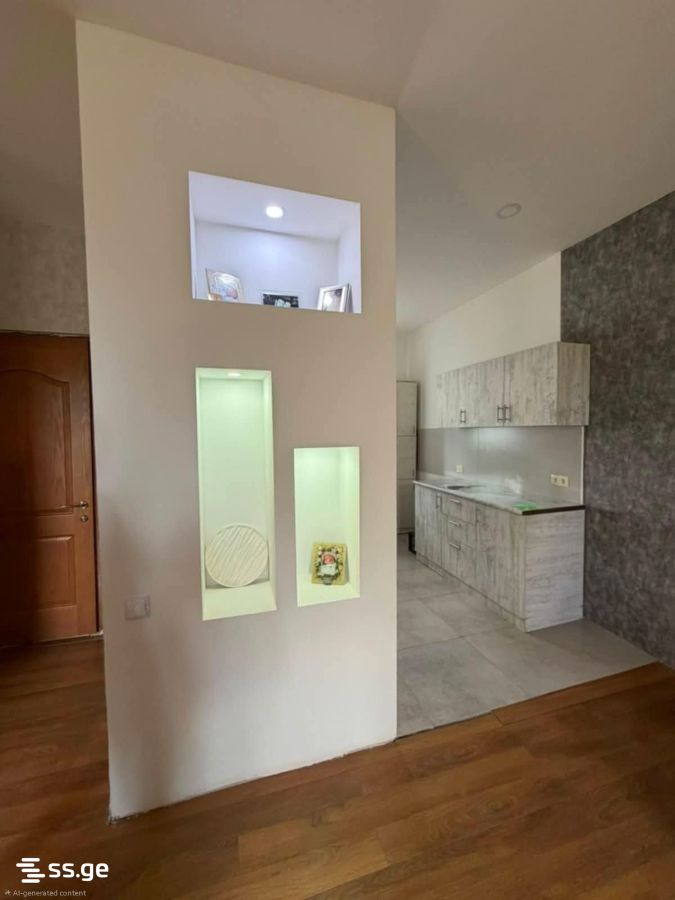 6 Room Private House For Sale view 4