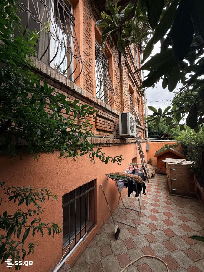 5 Room Private House For Sale view 1