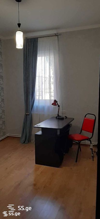 3 Room Private House For Rent. Isani view 2
