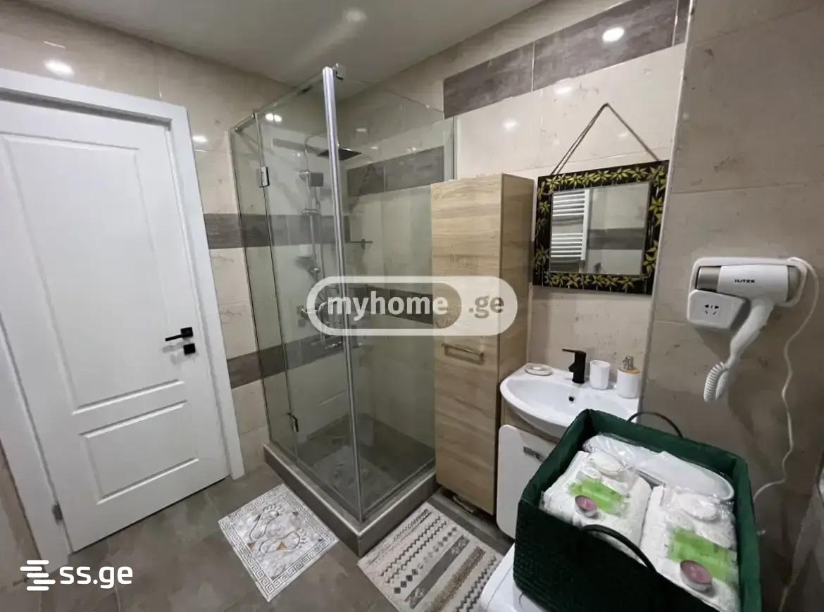 2 Room Flat For Rent. Isani view 8