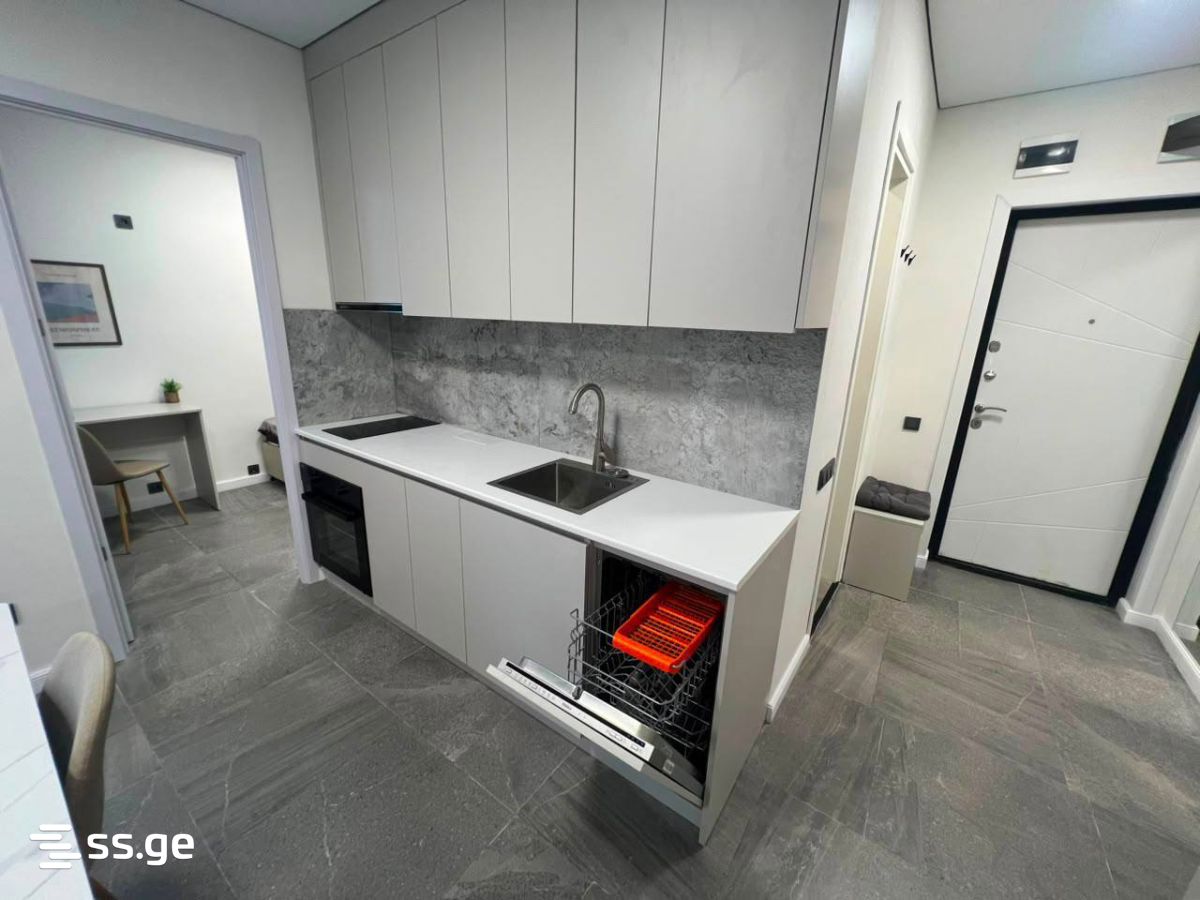 3 room Flat For Sale. Batumi - Ansicht 3