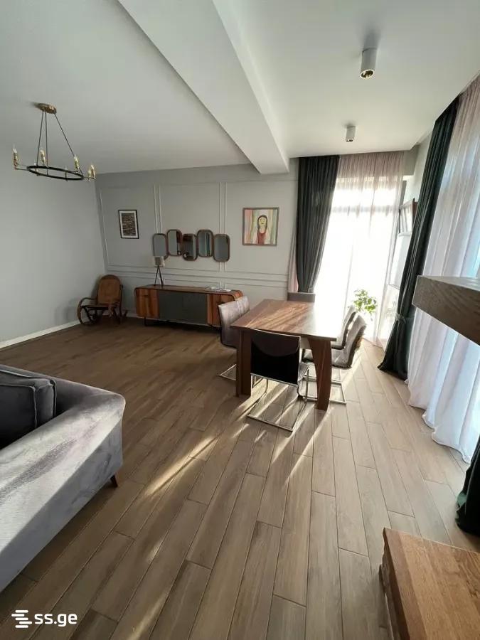 6 Room Private House For Sale view 9