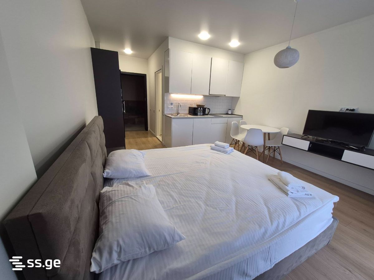 1 Room Hotel For Sale view 4