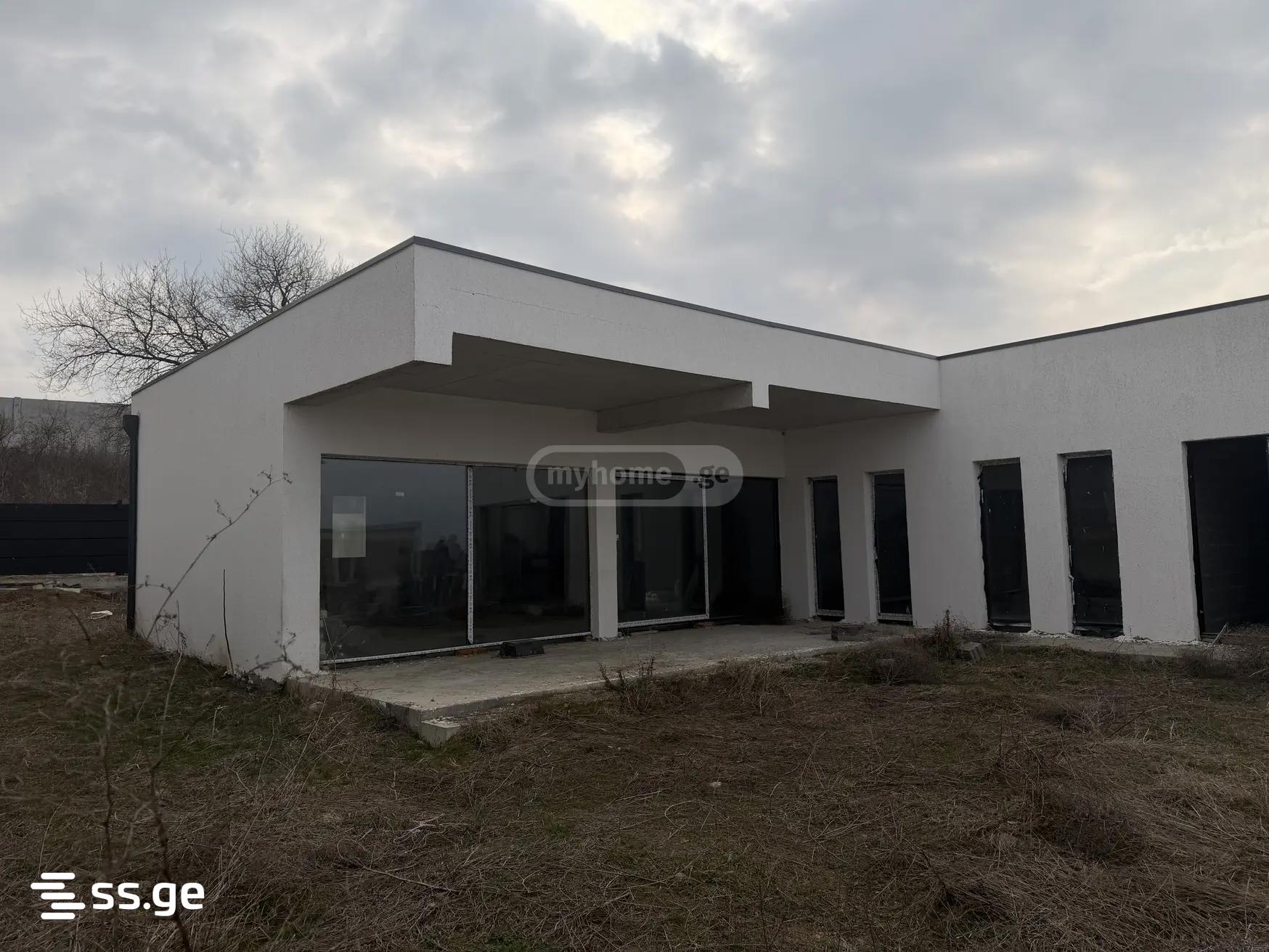 4 Room Summer Cottage For Sale view 8