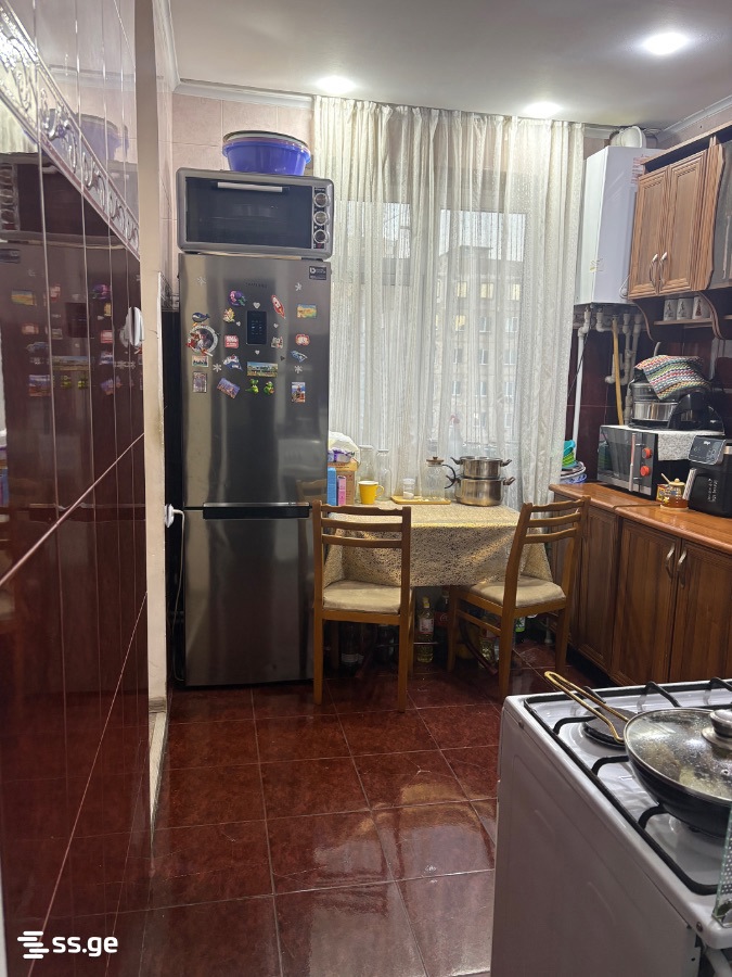 3 Room Flat For Sale view 3