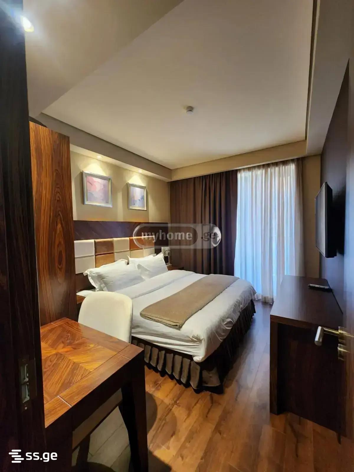 2 Room Flat Daily Rent. Chaqvi view 9