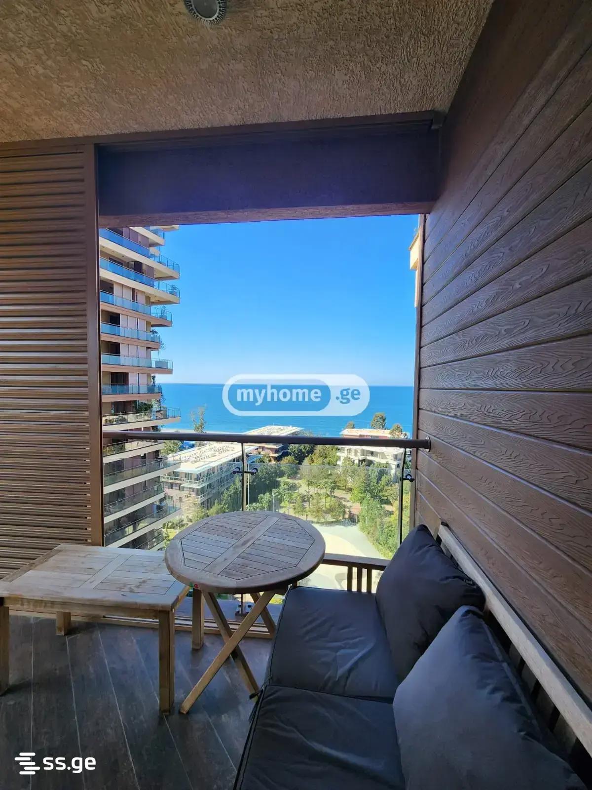 2 Room Flat Daily Rent. Chaqvi view 2