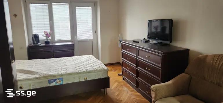3 Room Flat For Sale view 1