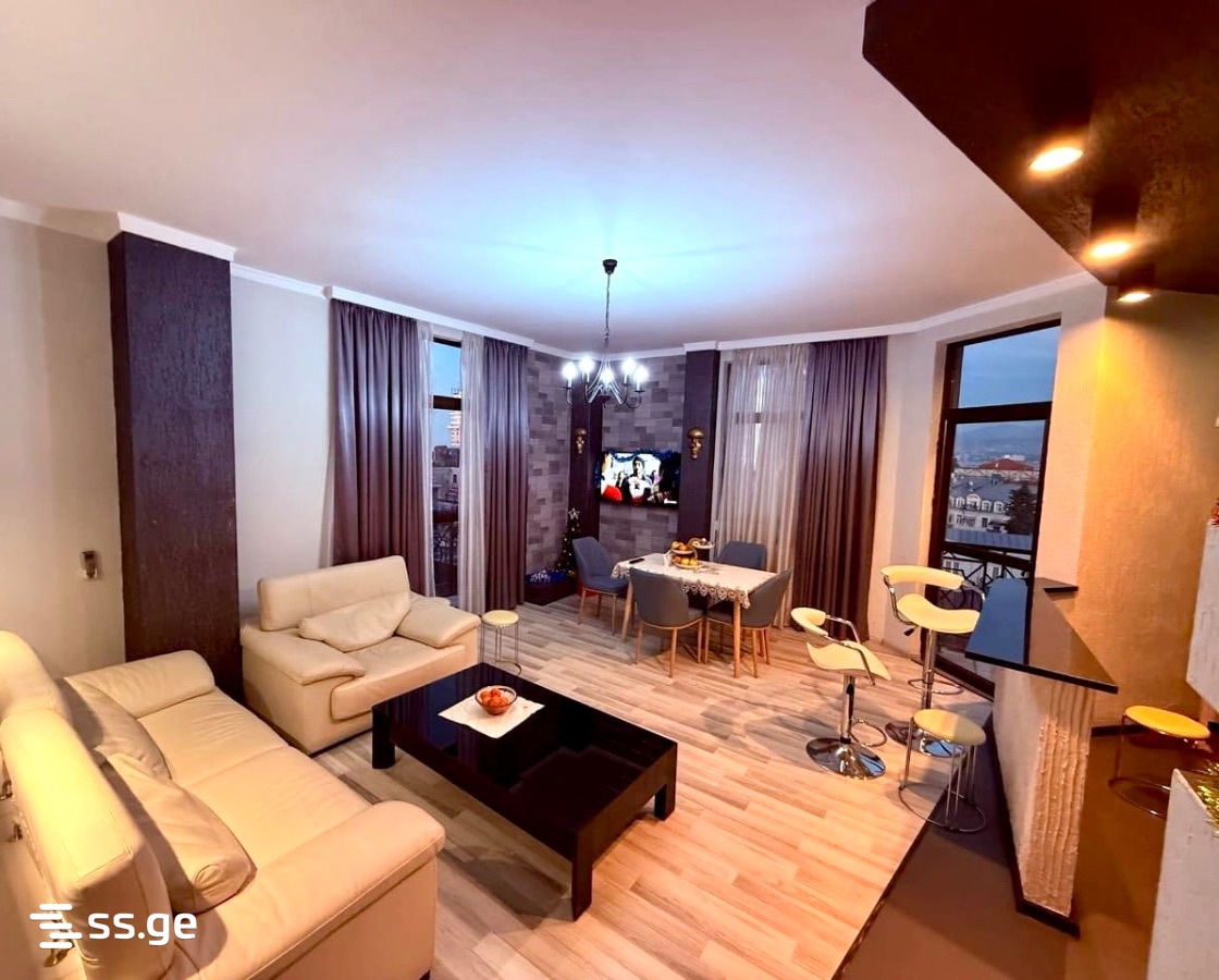 2 Room Flat For Rent. Batumi view 3
