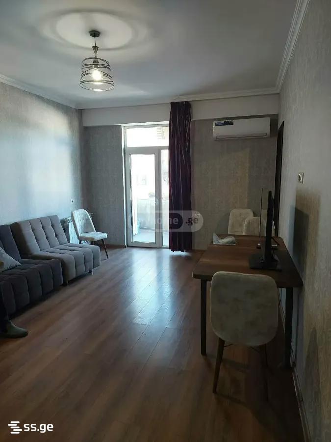 3 Room Flat For Sale view 1