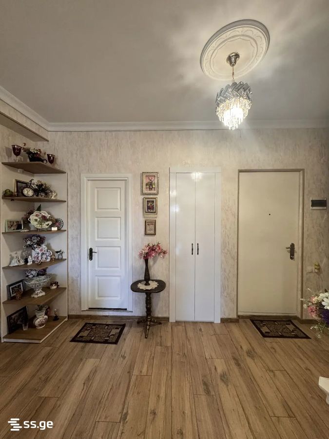 4 Room Flat For Sale view 6