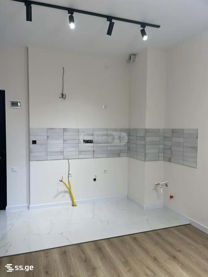 2 Room Flat For Sale view 3