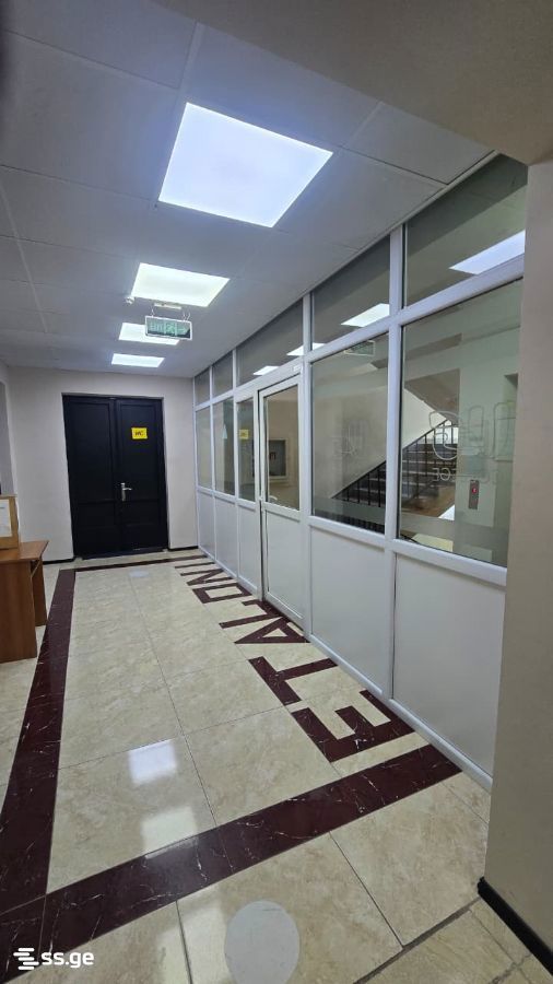 Store-Industrial Property For Rent. Didube view 9
