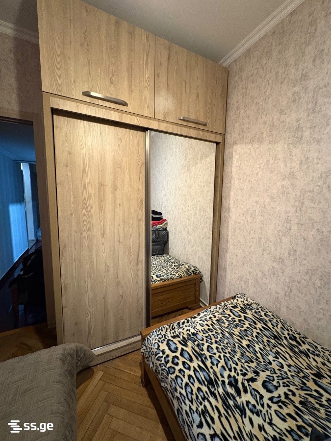 3 Room Flat For Sale view 6