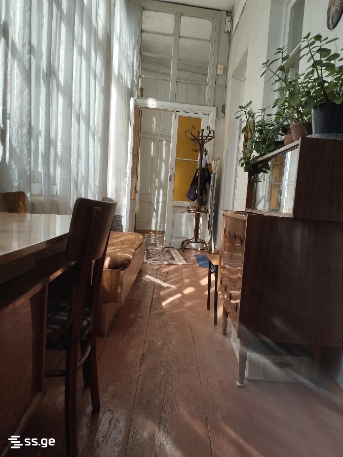 3 Room Flat For Sale view 5
