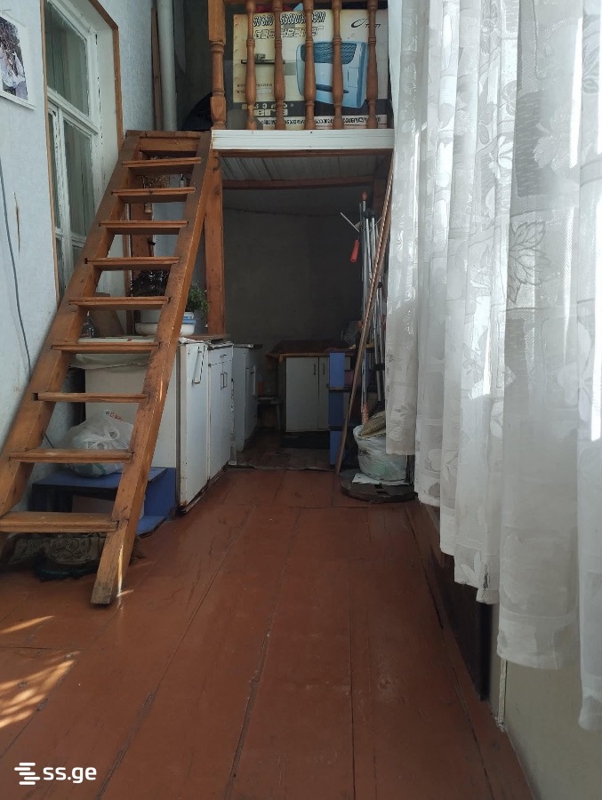 3 Room Flat For Sale view 9