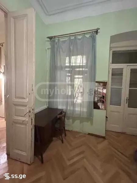 4 Room Flat For Sale view 8