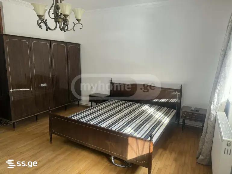 3 Room Private House For Rent. Vake view 12