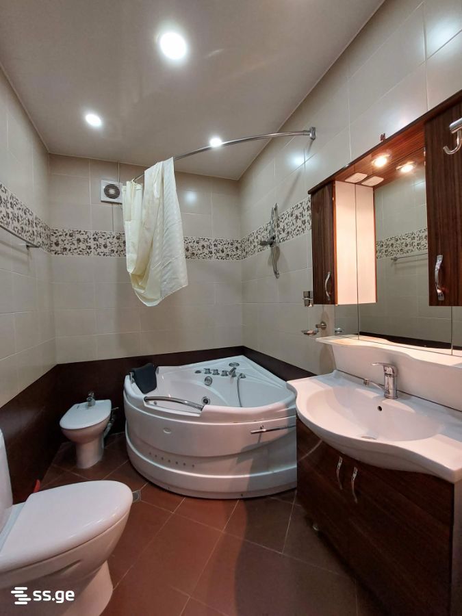 7 Room Summer Cottage For Rent. Saguramo view 12