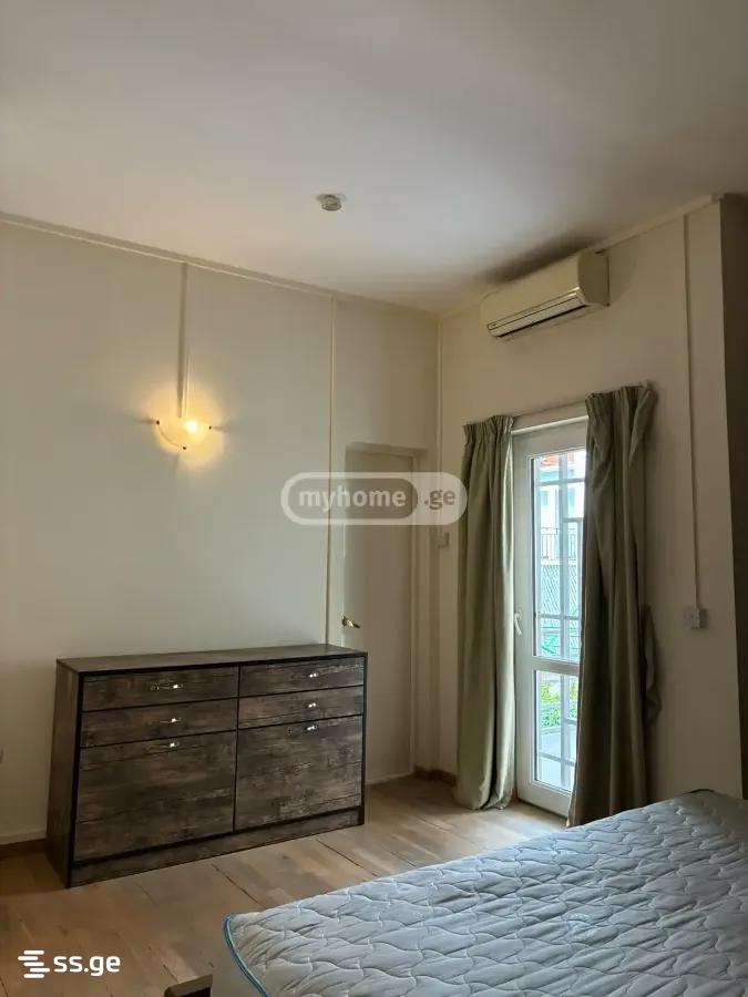 7 Room Private House For Rent. Vera view 4