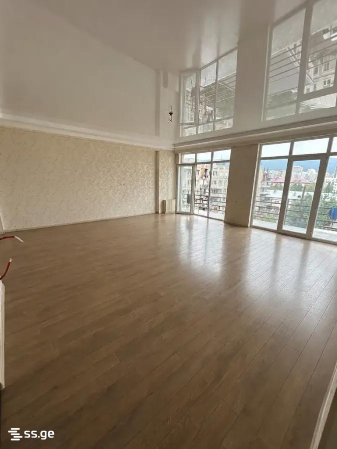 4 Room Flat For Sale view 1