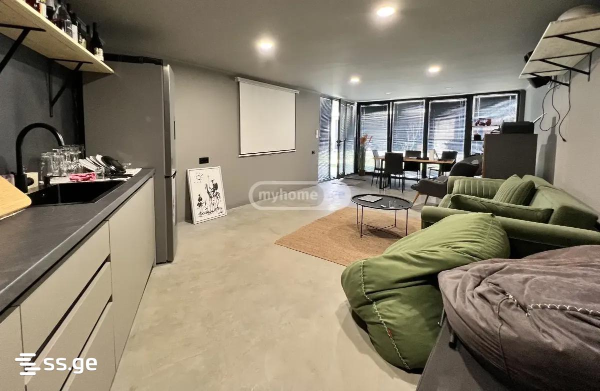 7 Room Private House For Sale view 15
