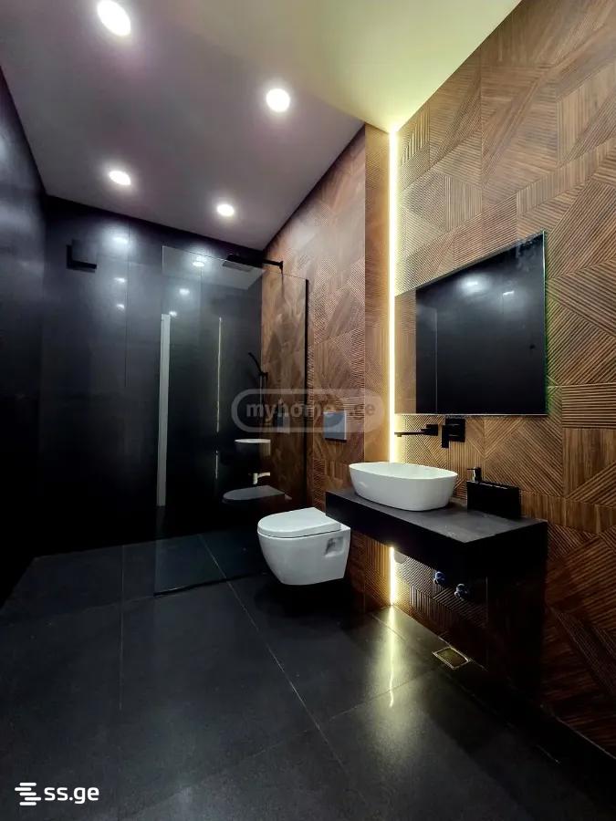 7 Room Private House For Sale view 14