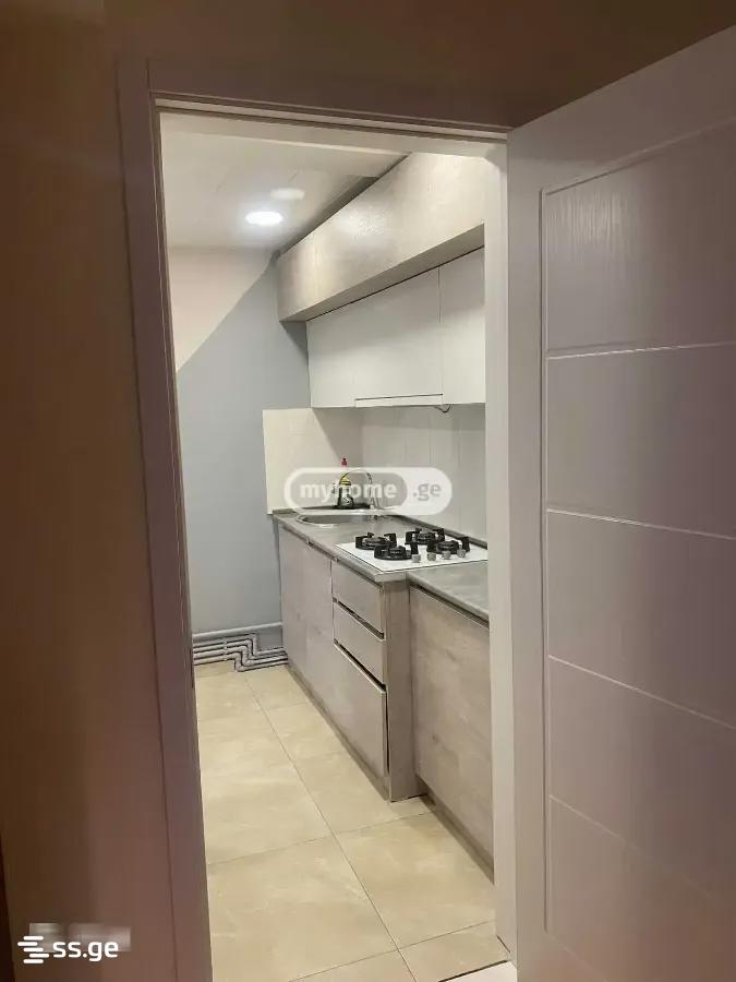 4 Room Flat For Sale view 3