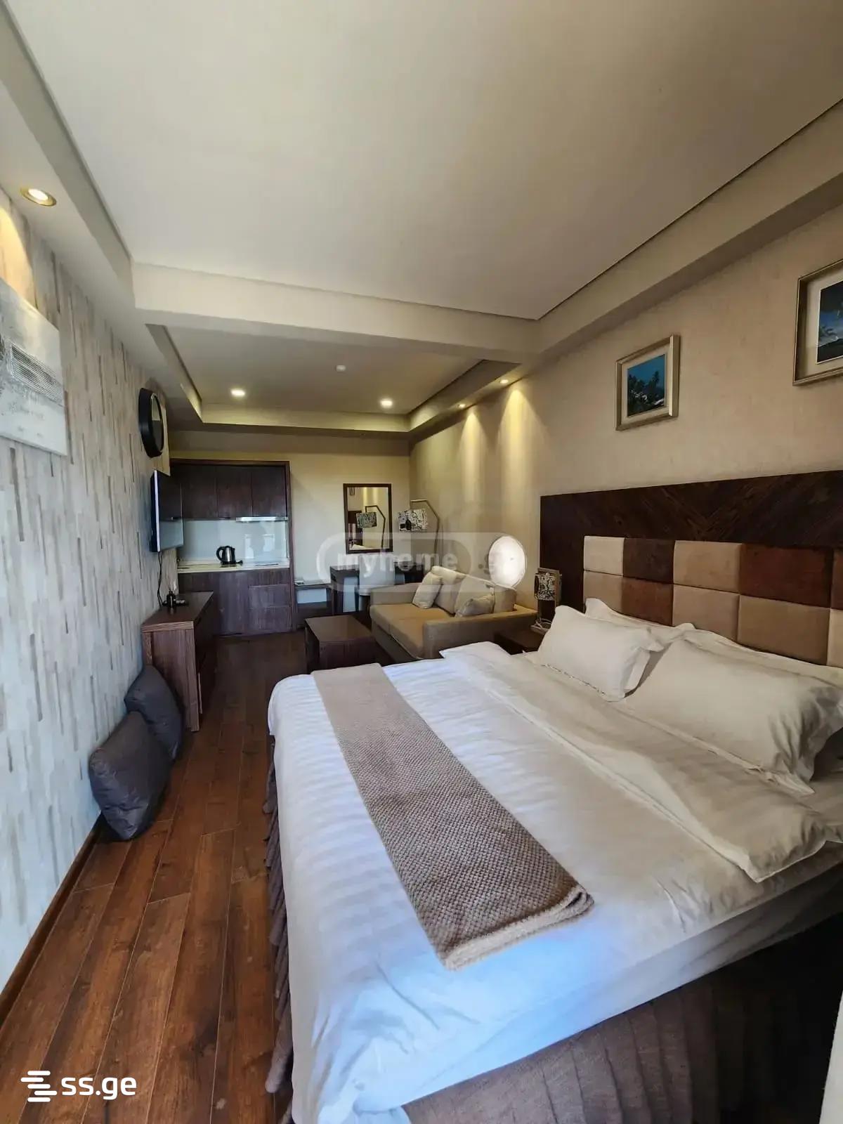 1 Room Flat Daily Rent. Chaqvi view 7