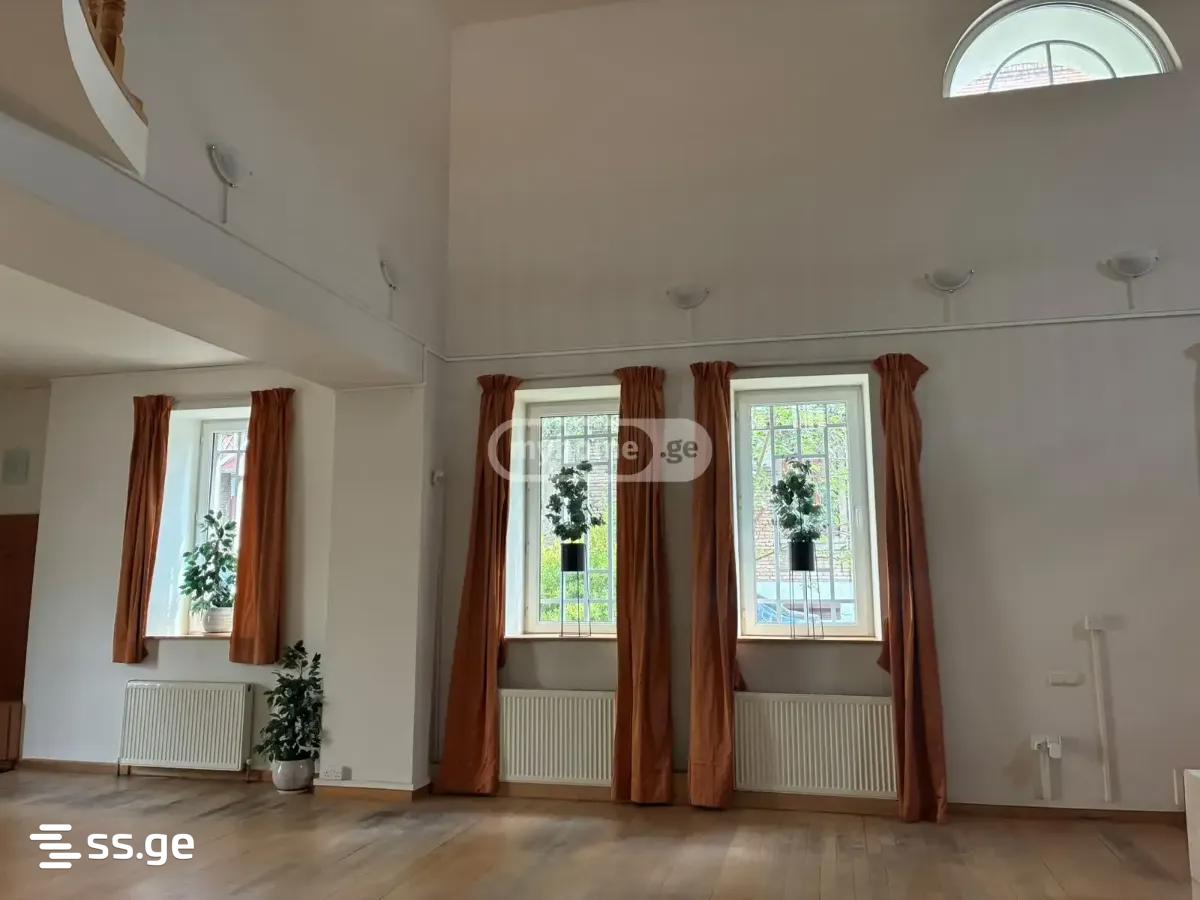 7 Room Private House For Rent. Vera view 12