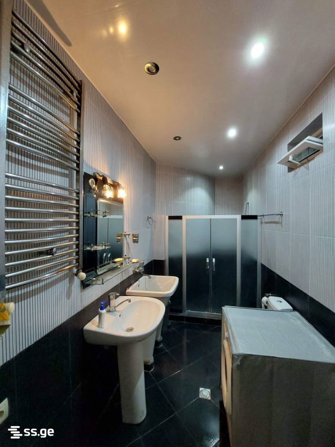 7 Room Summer Cottage For Rent. Saguramo view 8