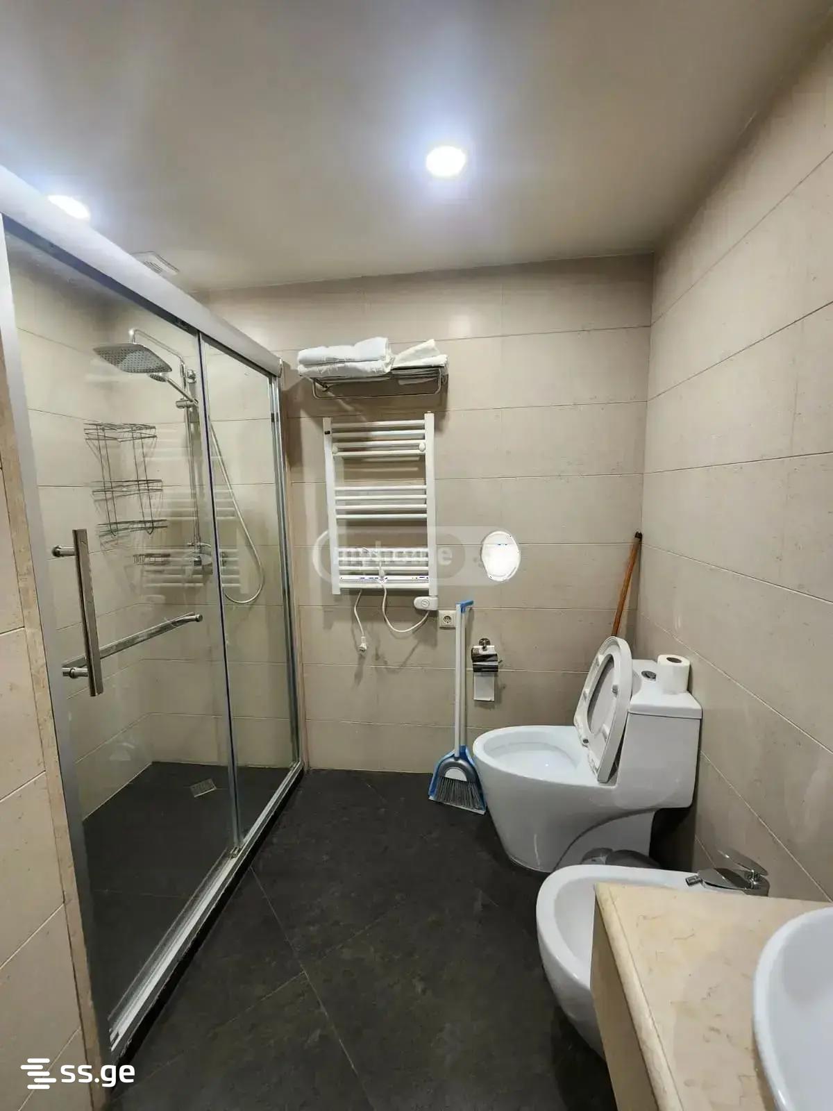 2 Room Flat Daily Rent. Chaqvi view 16