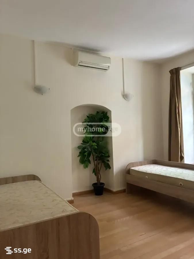 7 Room Private House For Rent. Vera view 10