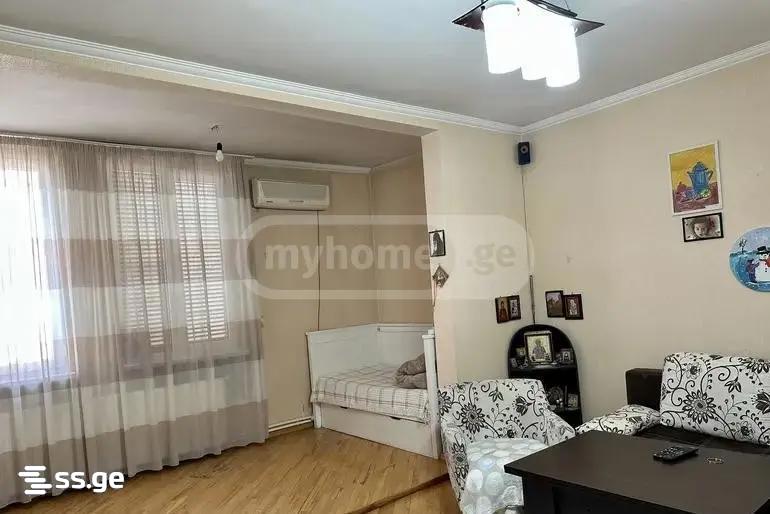 2 Room Flat For Sale view 2