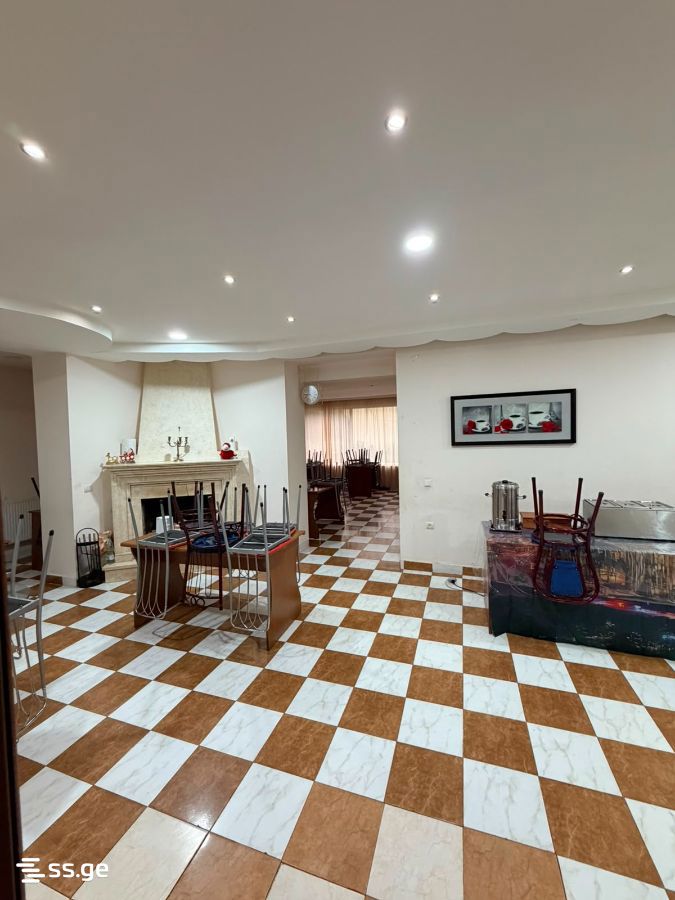 20 Room Hotel For Sale view 3