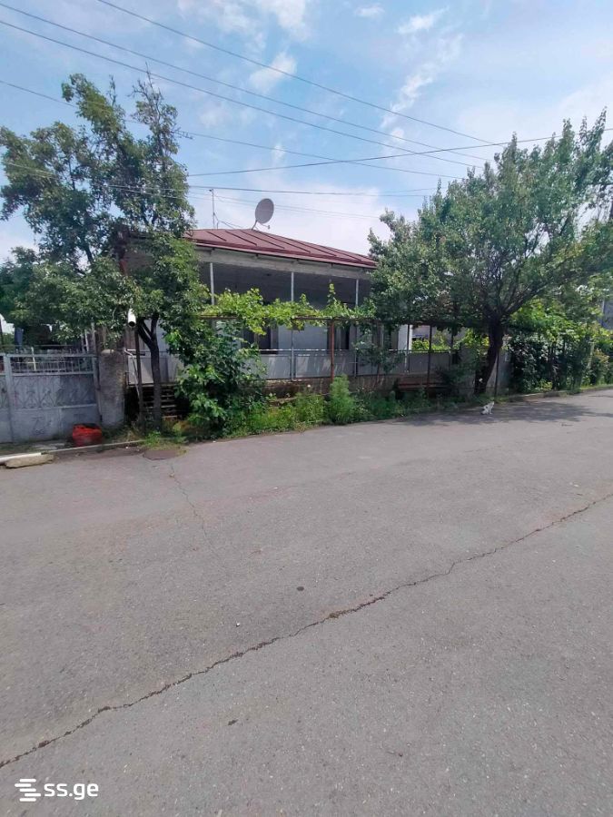 12 Room Private House For Sale view 4