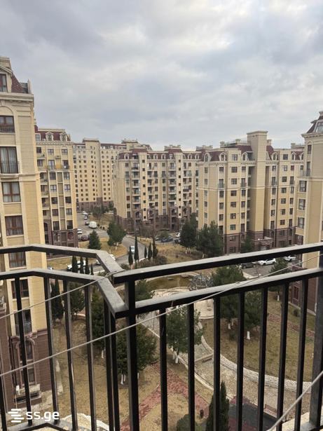 3 Room Flat For Sale view 1