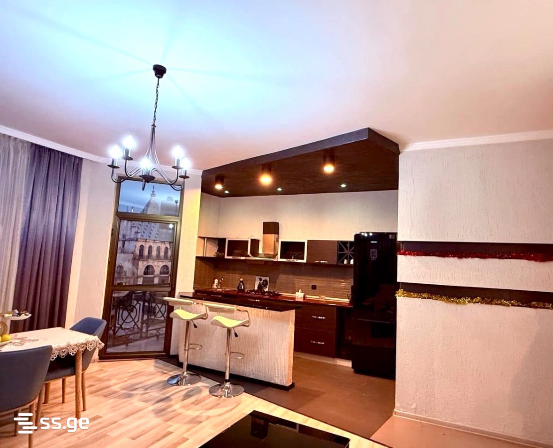 2 Room Flat For Rent. Batumi view 11