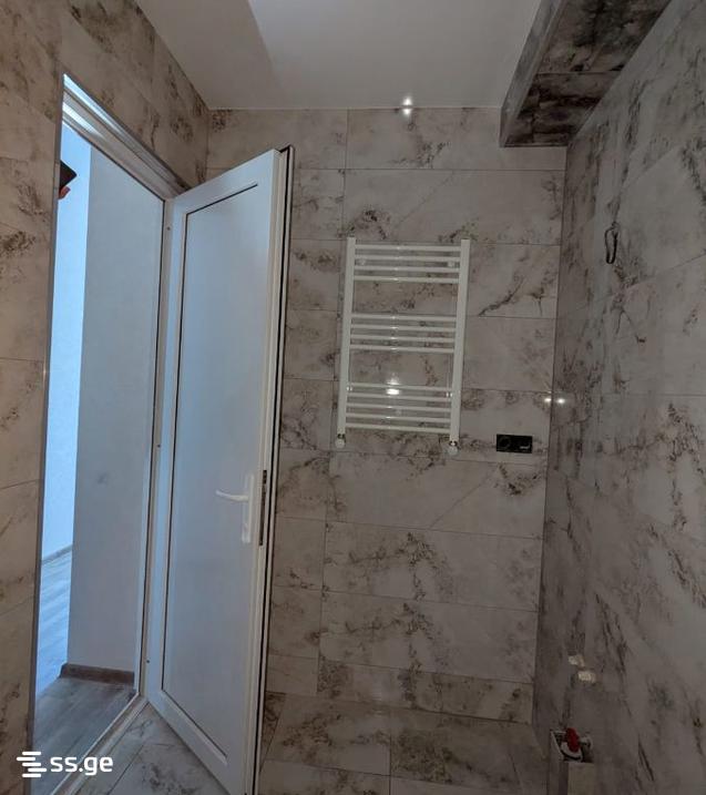 Продажа 3-комната Квартира view 2