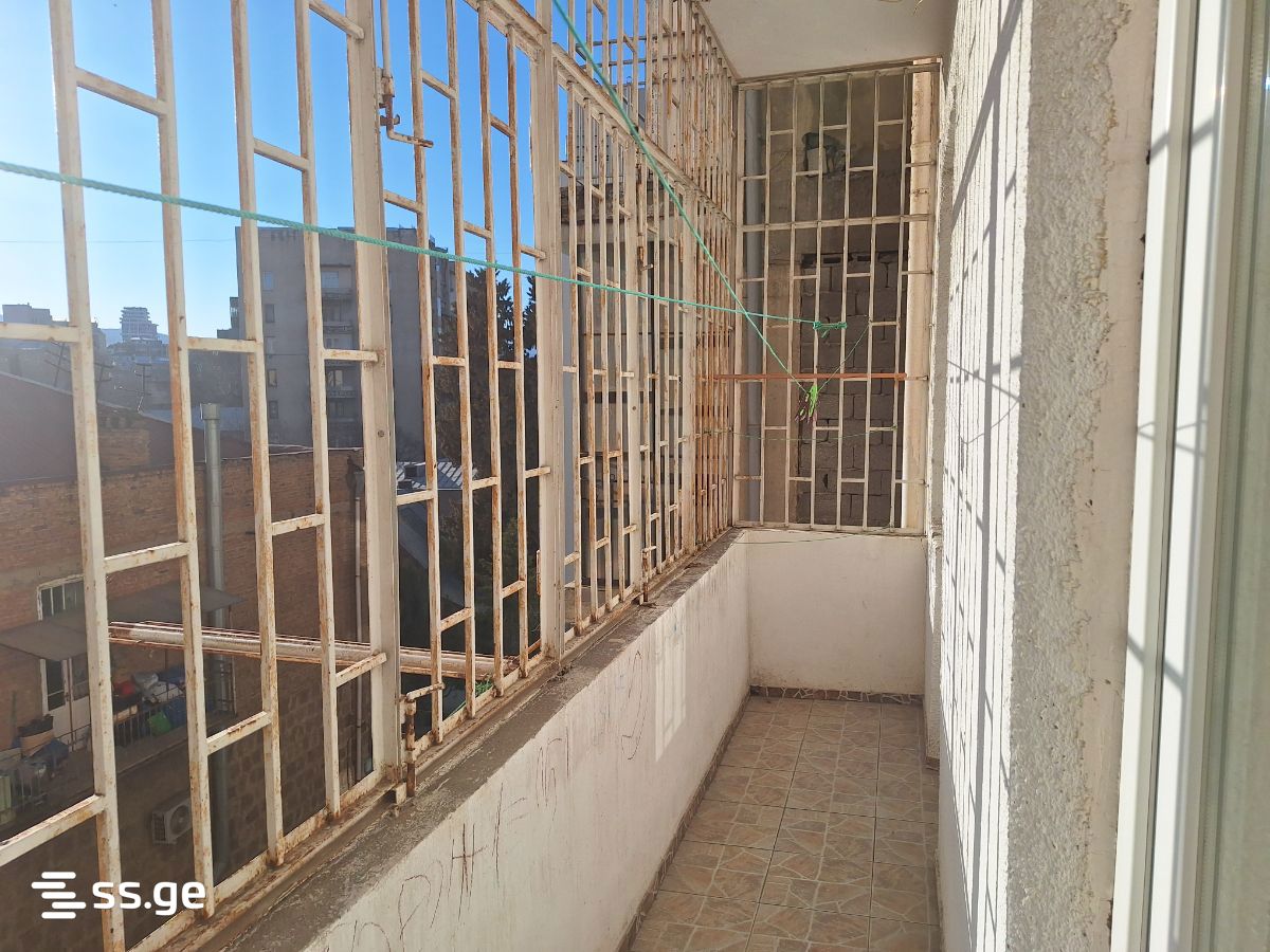 4 Room Flat For Sale view 7
