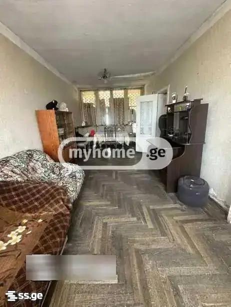 3 Room Flat For Sale view 1
