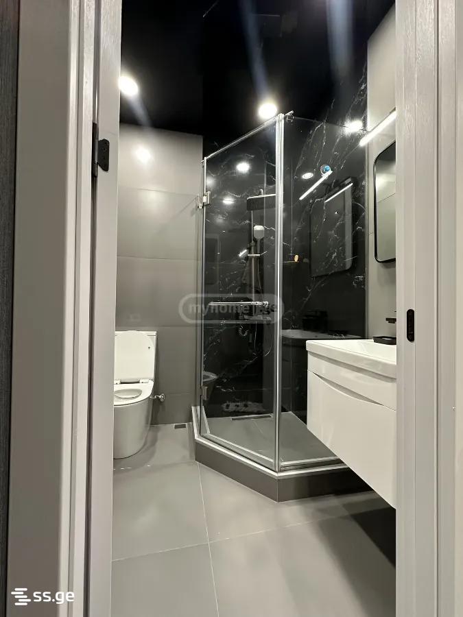 3 Room Flat For Rent. Mukhiani view 3