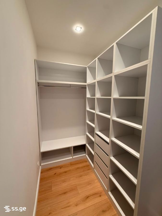 4 room Flat For Rent. Saburtalo - Mehr