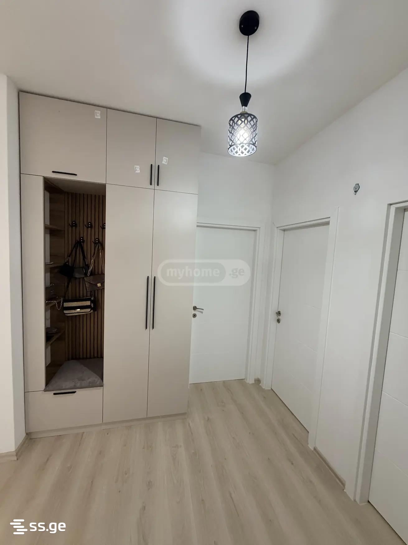 3 Room Flat For Rent. Digomi view 5