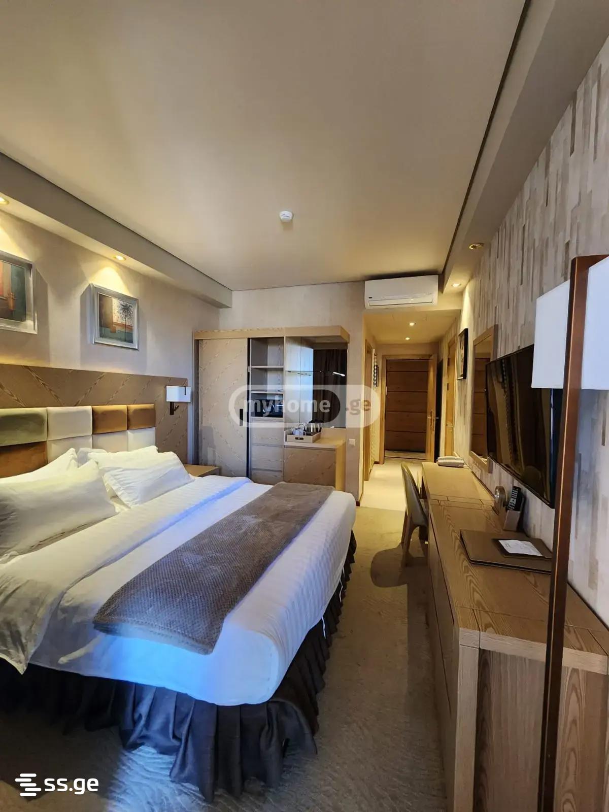 1 Room Flat Daily Rent. Chaqvi view 4