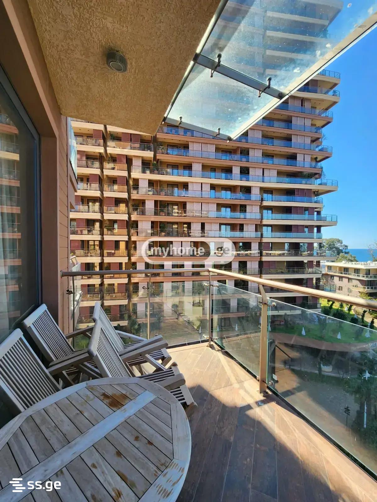 2 Room Flat Daily Rent. Chaqvi view 2